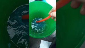 ВЕСНА. КАК ПРИГОТОВИТЬ БОРДОССКУЮ  СМЕСЬ.(для опрыскивания сада.)