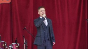 «Берёзовый сок», — (кавер) гр. Песняры) — голос Парка: юноши.