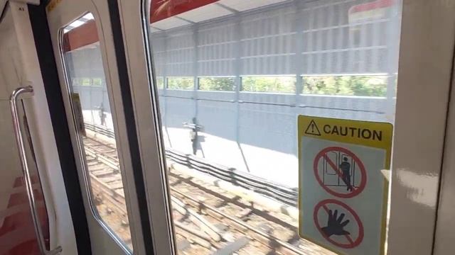 NSL C151B 685/686 from NS15 Yio Chu Kang to NS16 Ang mo kio track crossing over to middle track смотреть онлайн