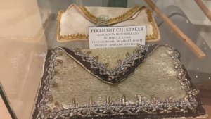 Сходила перед Новым годом в Питерский театр