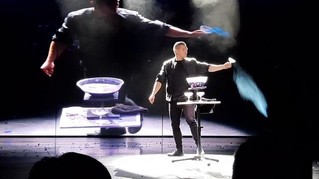 MSC Euribia theatre Delphi смотреть онлайн