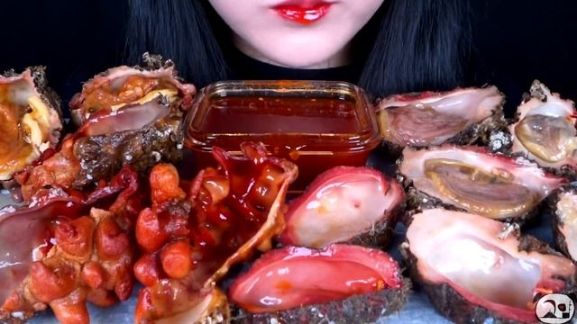 ASMR SEA PINEAPPLE, SEAFOOD, SPICY FIRE SAUCE/멍게 먹방, 매운 불닭 초장 소스, 해산물 먹방MUKBANG/eating sounds