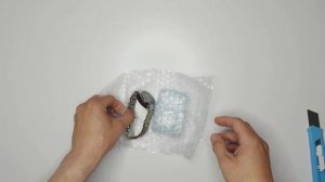 Распаковка посылки с наручными часами из Японии