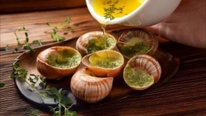 Эскарго по-бургундски: рецепт знаменитого блюда с улитками и чесночным маслом