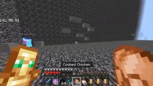 Playing Minecraft Crystal PVP in Omlet arcade