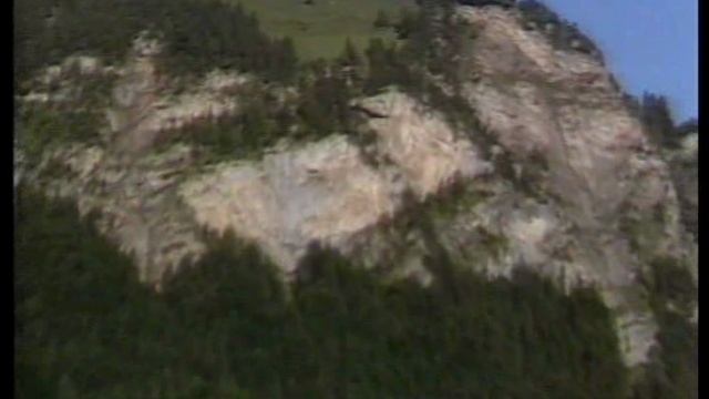 Путешествие вокруг Европы по железной дороге 1 сезон 5 серия (документальный сериал, 1993)