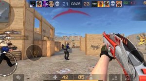 играл в стенд