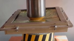 HYDRAULIC PRESS VS VOLCANIC GLASS