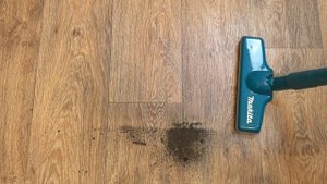 Makita DCL281FZ уборка