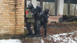 В Курске Росгвардия освободила «заложников»