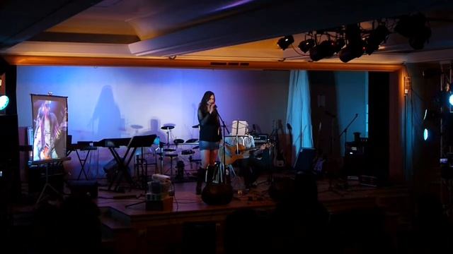 Юра и Татьяна - Романс "Осенняя Роса" смотреть онлайн