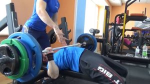 Самая эффективная программа для грудных мышц