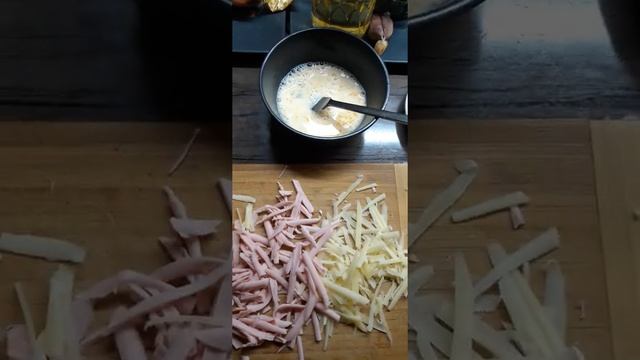 Быстрый горячий бутерброд из доступных продуктов