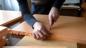 Как разметить лист пеноплекса для корпусов на 10 рамок и разрезать его в ручную канцелярским ножом.