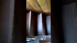 Деревянный дом. Отделка из элементов старения древесины. Горбунов Сергей и Бобровский Андрей.