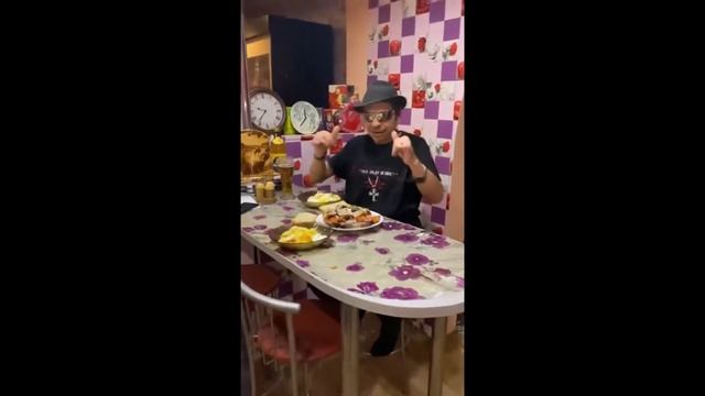 МАМА ГИТЕЛЬМАНА - РЫБКА (Official video) смотреть онлайн