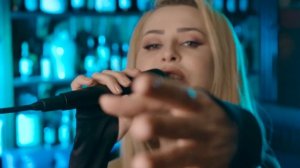 Алёна Валенсия-Вези такси домой