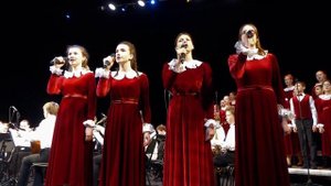 «Погоня»  / Концертный оркестр Алексея Губарева, Большой детский хор имени В.С. Попова