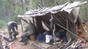 Рыбалка в тайге Рудиковка 2019 Выживание в лесу Балаган костер Нодья Как отпугнуть медведя Охота Ры