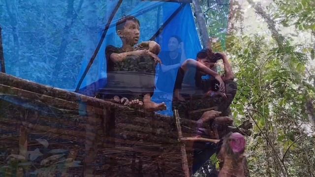 Camping di guyur hujan deras siang malam, di serang jutaan semut, tidur nyenyak dirumah pohon