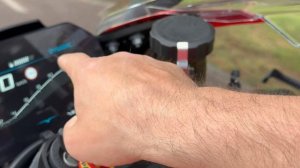 NO ENTIENDO MI MOTO!!  BMW S1000RR 2025