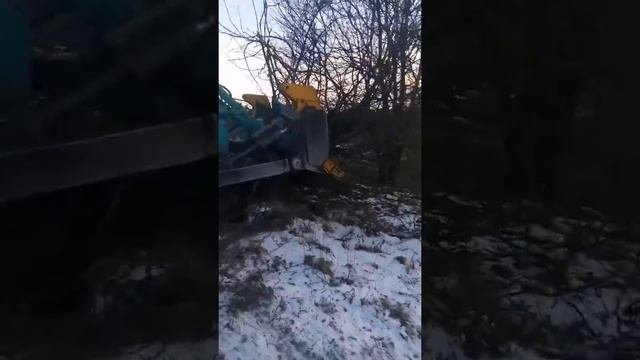 Корчеватель на отвал 1