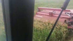 Косим сено косилкой плющилкой