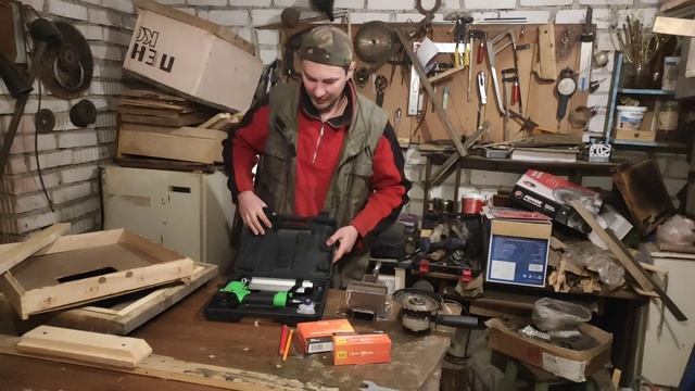 Пчеловодство.Самоделки.Столярка пчеловода.Донный пыльцесборник своими руками из подручных средств.