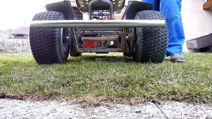 Hako Renntrecker Start Briggs&Stratton Boxer 18HP