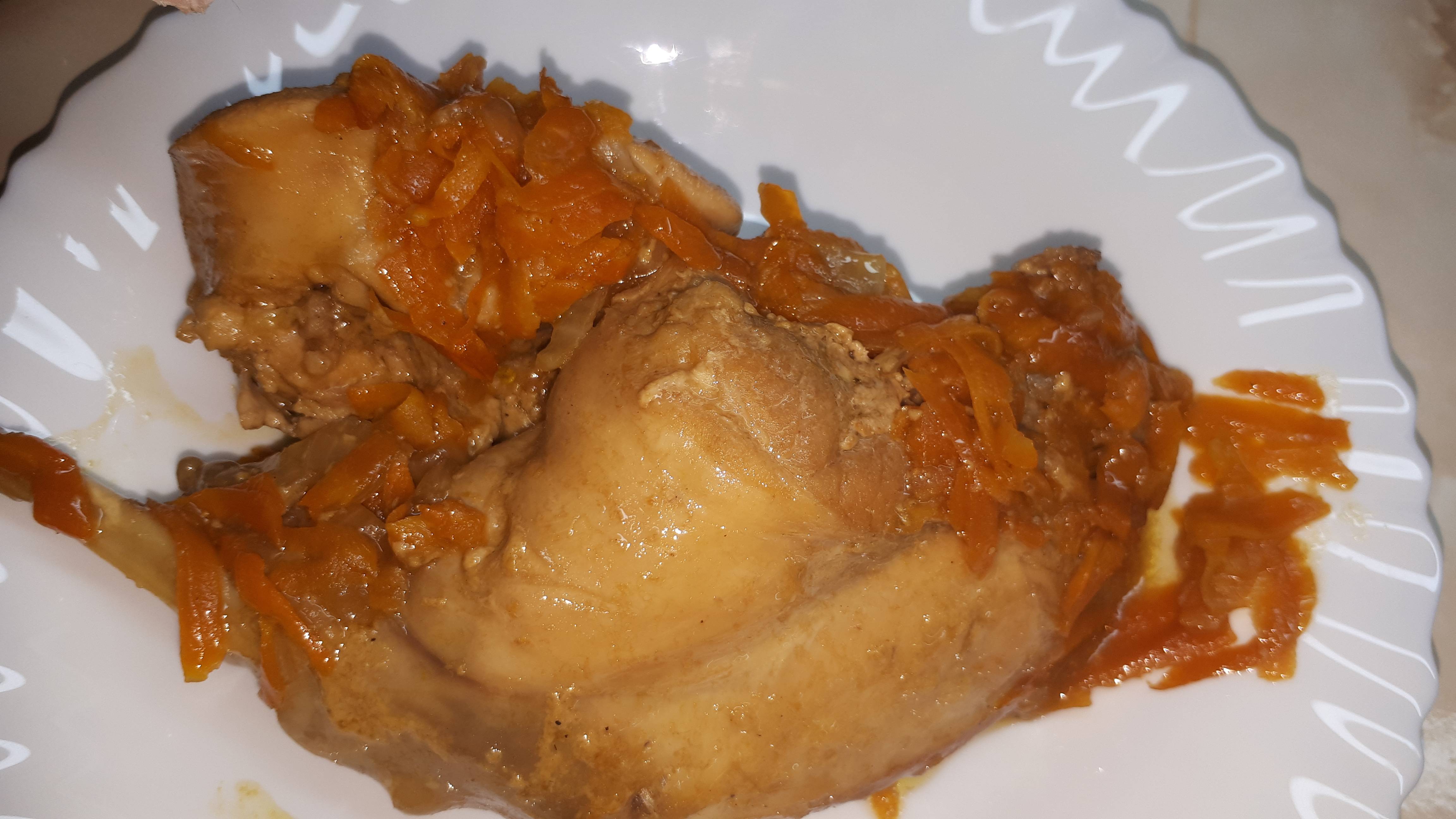 Кролик в молочно-соевом соусе, под морковно-луковой шубой.Вкусная минутка от Натали.