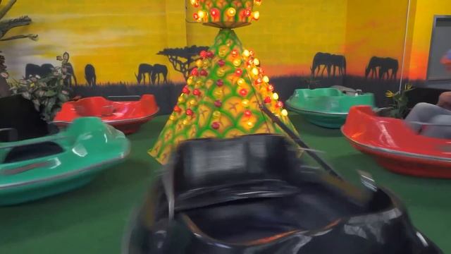 Blippi Visits Party Jungle and Learns About Animals | Fun and Educational Videos for Kids смотреть онлайн