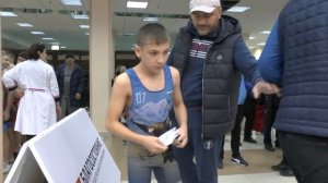 Взвешивание борцов до 41 кг.