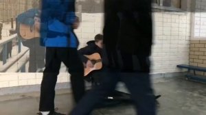 9 “В” класс, песня “Батарейка”