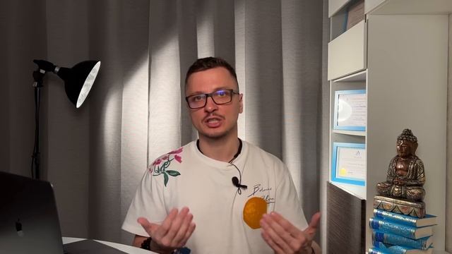 О чём молчат фрилансеры? Как не сойти с ума на фрилансе? Честны плюсы и минусы найма и фриланса.