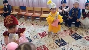 Басши ауылы "Бүлдіршін" бөбекжай балабақшасы 2017 жыл "Наурыз" мерекесі кіші "Балапан" тобы 💓💓💓💐💐💐