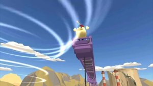 маленький мальчик упал с крана