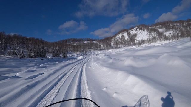 На снегоходе, река Суенга, прииски смотреть онлайн