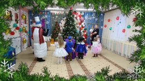 Новогодний утренник "Встречаем Новый год со Снеговиком" (младшая группа)