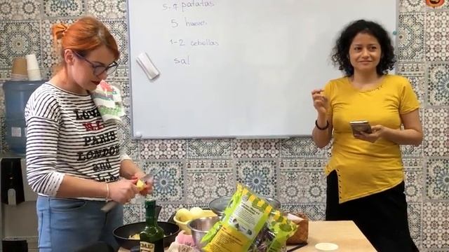 Испанский язык изучение готовя tortilla | Вечеринка ESOLAB часть 3
