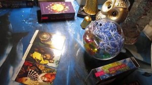 его чувства к вам каких отношений хочет