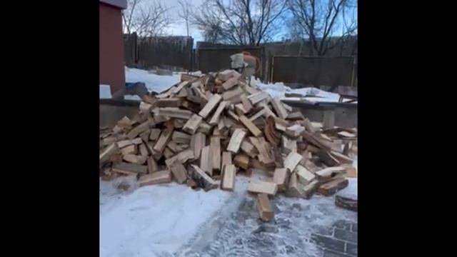 Доставка колотых дров в деревню Строчицы, Минской области. Центр дров. смотреть онлайн
