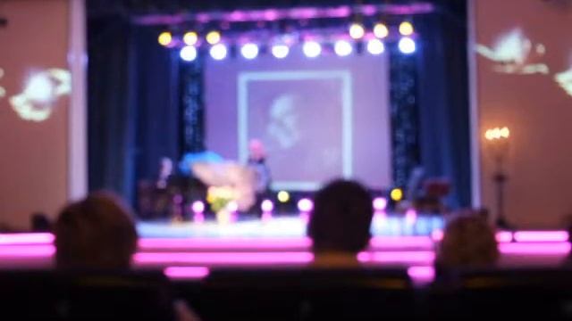 "Любимые песни и романсы": К. Шульженко смотреть онлайн