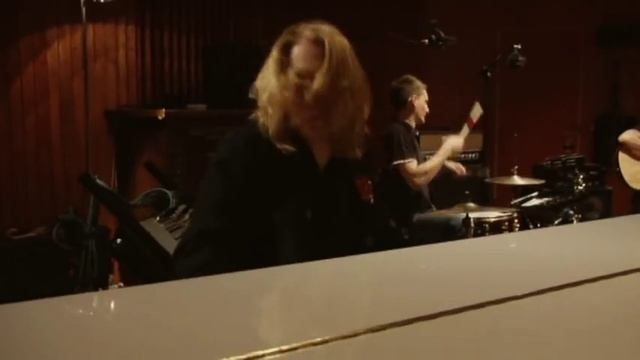 Angels Are Calling - Ari Koivunen смотреть онлайн