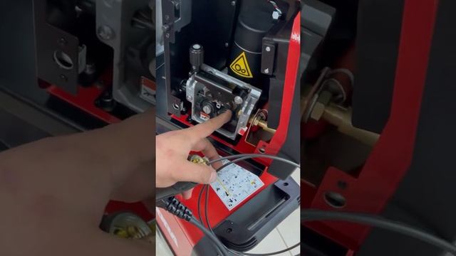 Правильная установка тефлона в  горелку для сварки алюминия полуавтоматом.
