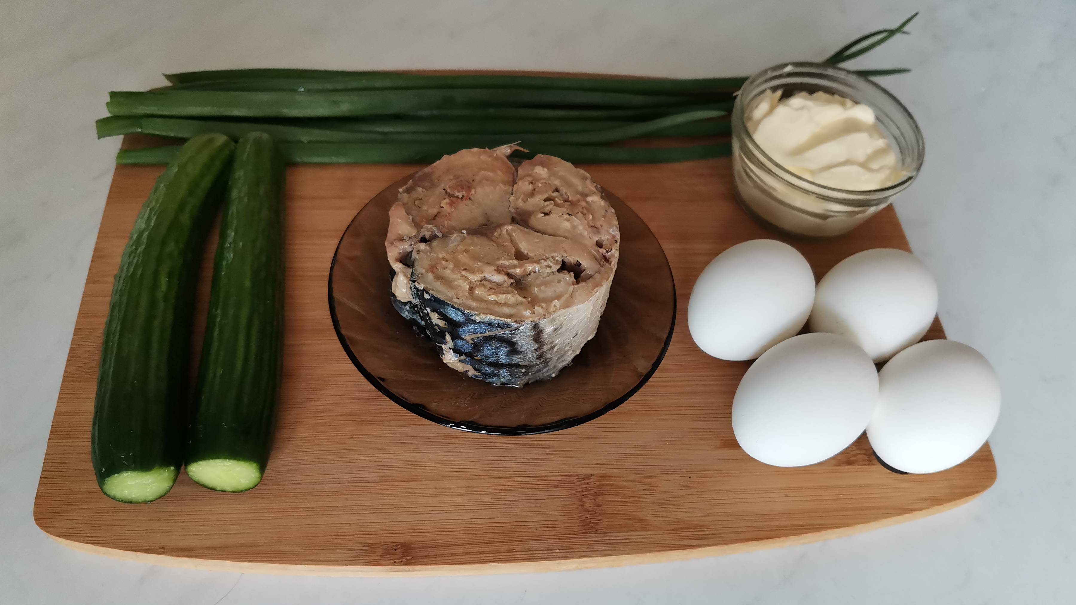 Быстрый и вкусный салат за 5 минут от которого трудно отказаться. Простой рецепт. Готовим дома.