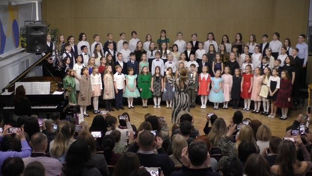 Новогодний отчетный концерт 2 3 4 классов инструментального отделения смотреть онлайн