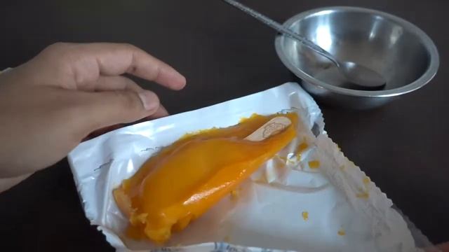 UNBOXING LONDON DAIRY SORBET MANGO ICECREAM