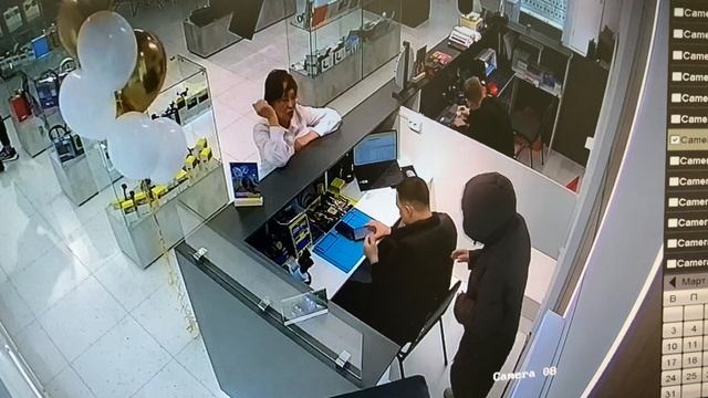 Случай В Салоне "Акс" в ТРЦ City Mall #Петропавловск смотреть онлайн