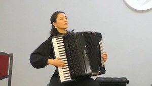 Дж. Керн "Дым застилает твои глаза"  Играет Елена Брасова (аккордеон) Новосибирск