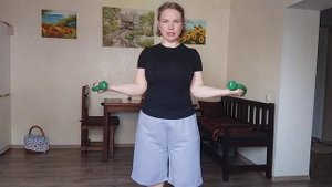Упражнения с гантелями / Бодрый четверг